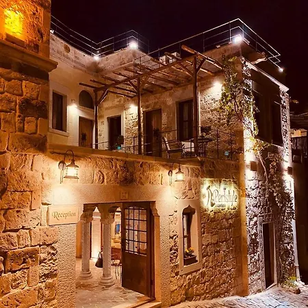 Peristyle Cave Cappadocia- Special Class 乌奇希萨尔