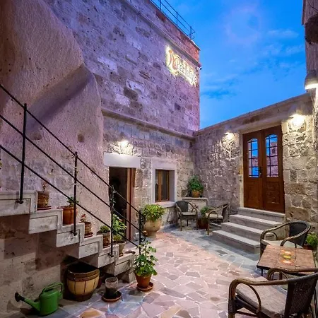 酒店 Peristyle Cave Cappadocia- Special Class 乌奇希萨尔