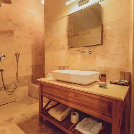 Peristyle Cave Cappadocia- Special Class 酒店