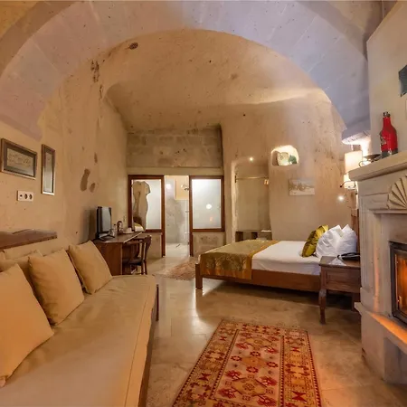 Peristyle Cave Cappadocia- Special Class Hotel Uchisar