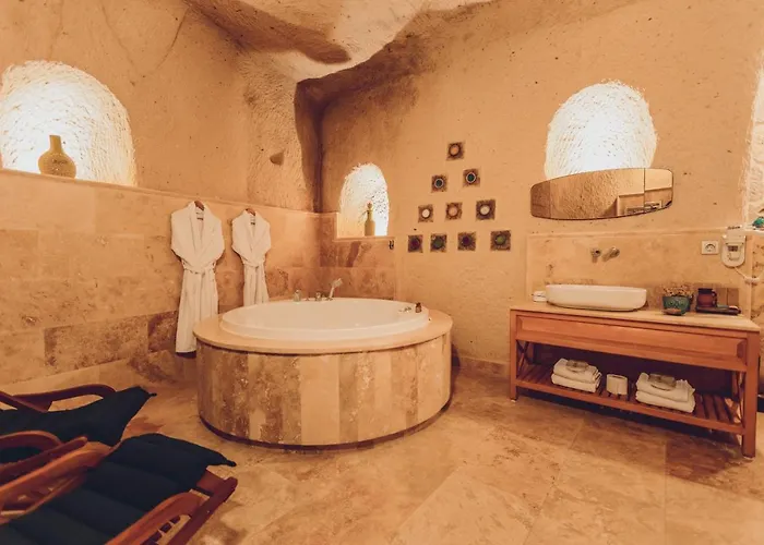 Peristyle Cave Cappadocia- Special Class *