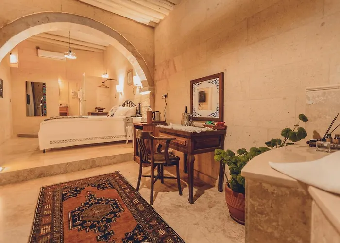 Peristyle Cave Cappadocia- Special Class *